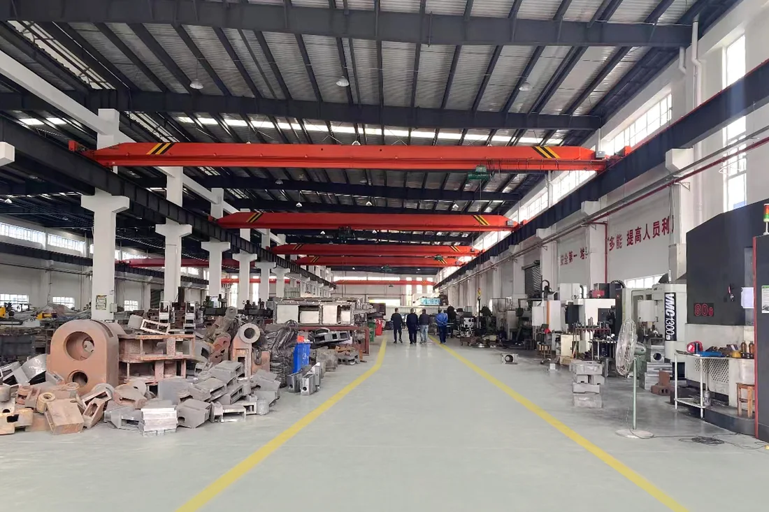 Telhoo pipe processing workshop with a line of CNC tube bending and cutting machines