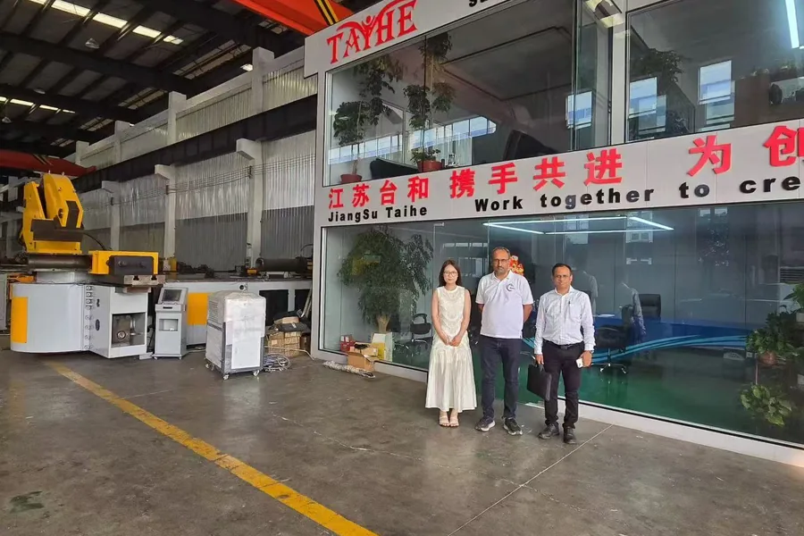 Overseas customers visiting the Jiangsu Telhoo pipe bending machine factory